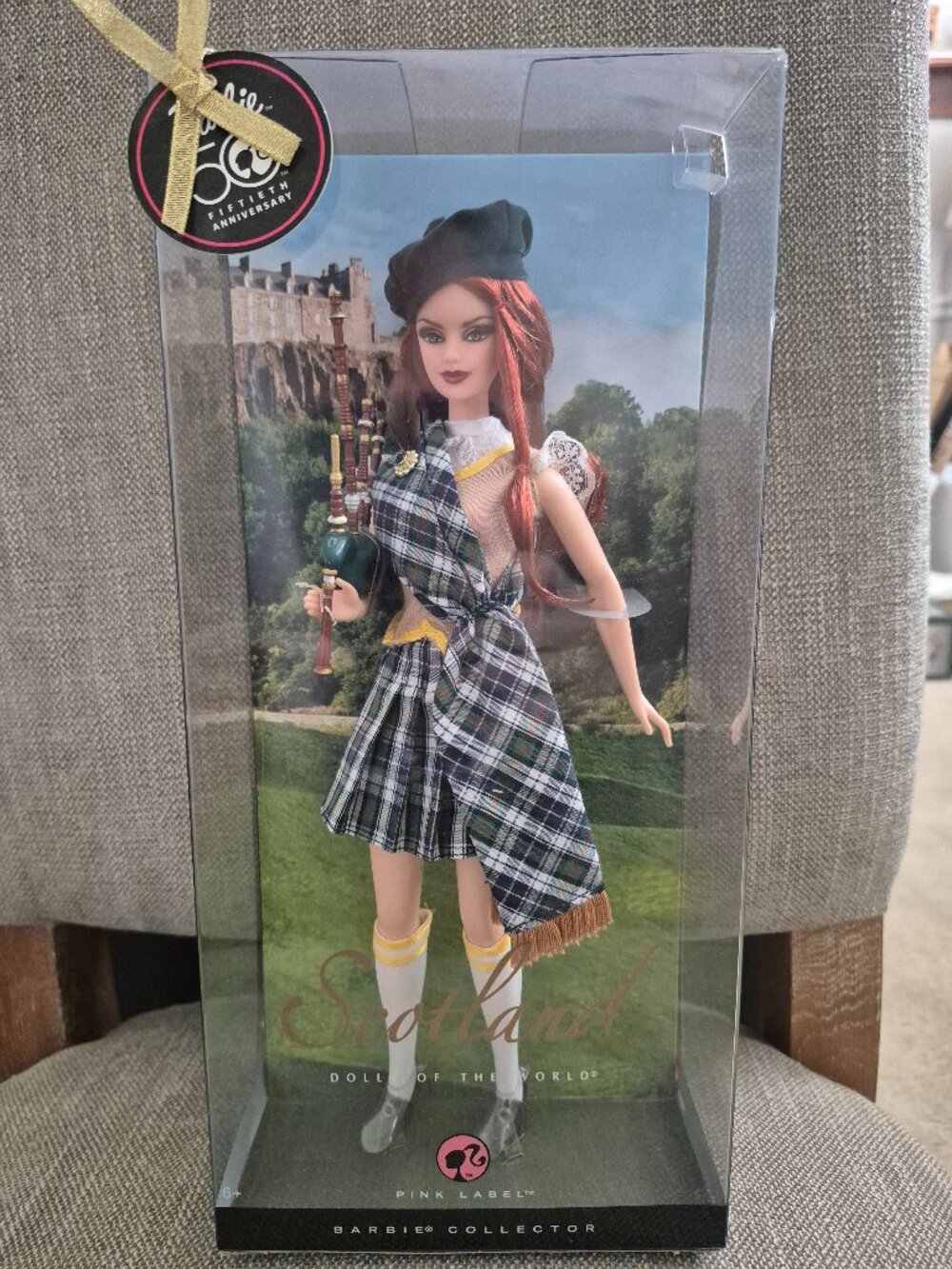 Scotland pink label barbie